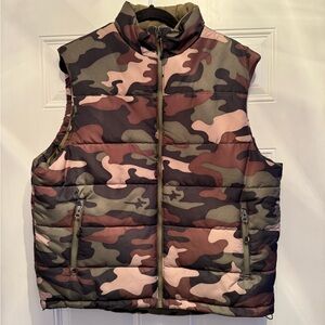 Outdoor Life Men's puffer Vest Camouflage Large